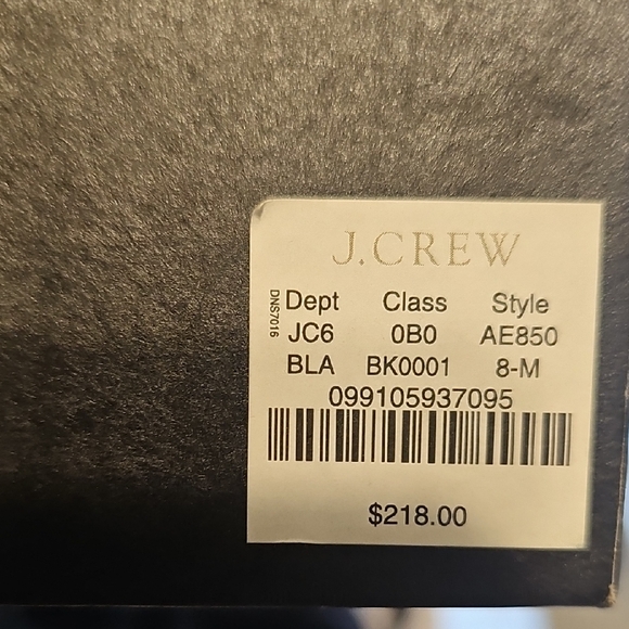 Elegant Black Leather Ankle Boots - Picture 2 of 8